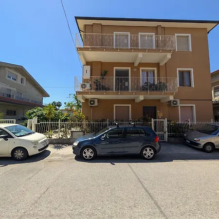 -vicino Al Mare- Giardino Privato Wifi Ac مارتينسيكورو