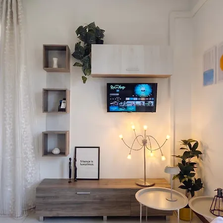 -vicino Al Mare- Giardino Privato Wifi Ac شقة *